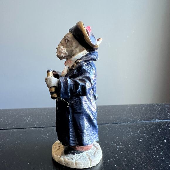 Vintage 1989 Folkraft Admiral Walrus, Citizens Of Londonshire Figurine 2.5 in - Picture 5 of 6